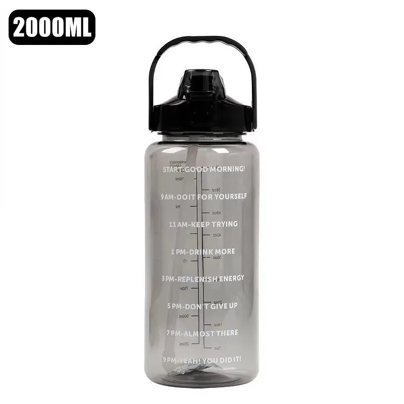 Gourde 2L sport avec paille – hydratation pratique et motivante pour entraînement